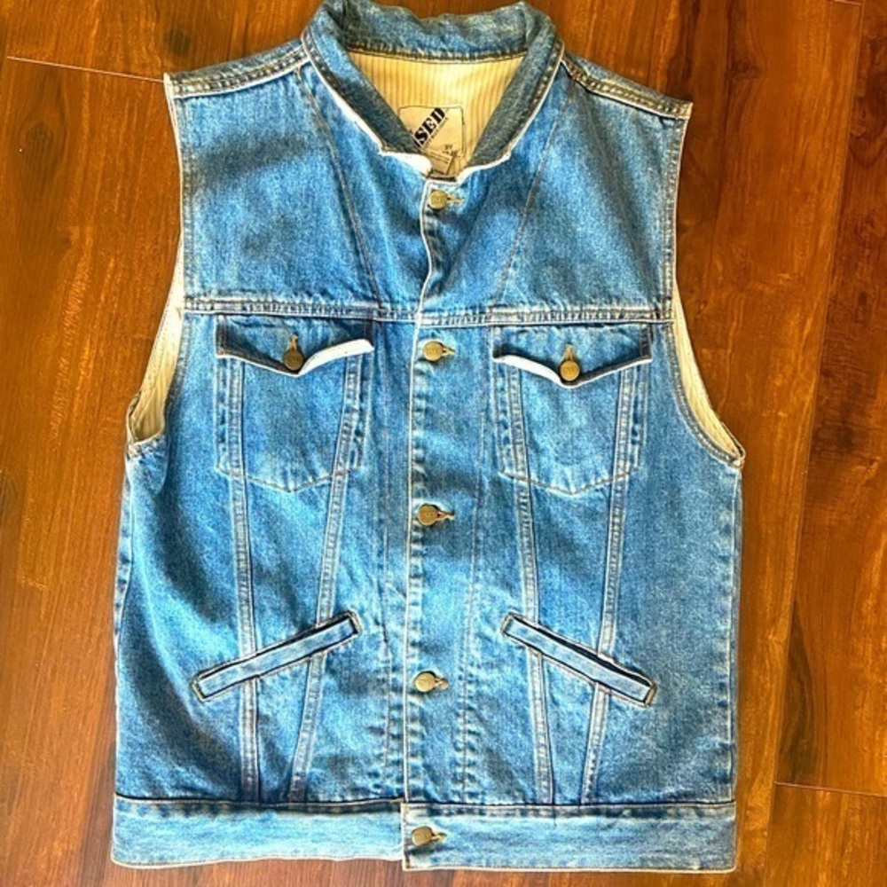 Get USED By Ellie Blue jeans Jacket Denim Sz Large Super cute!